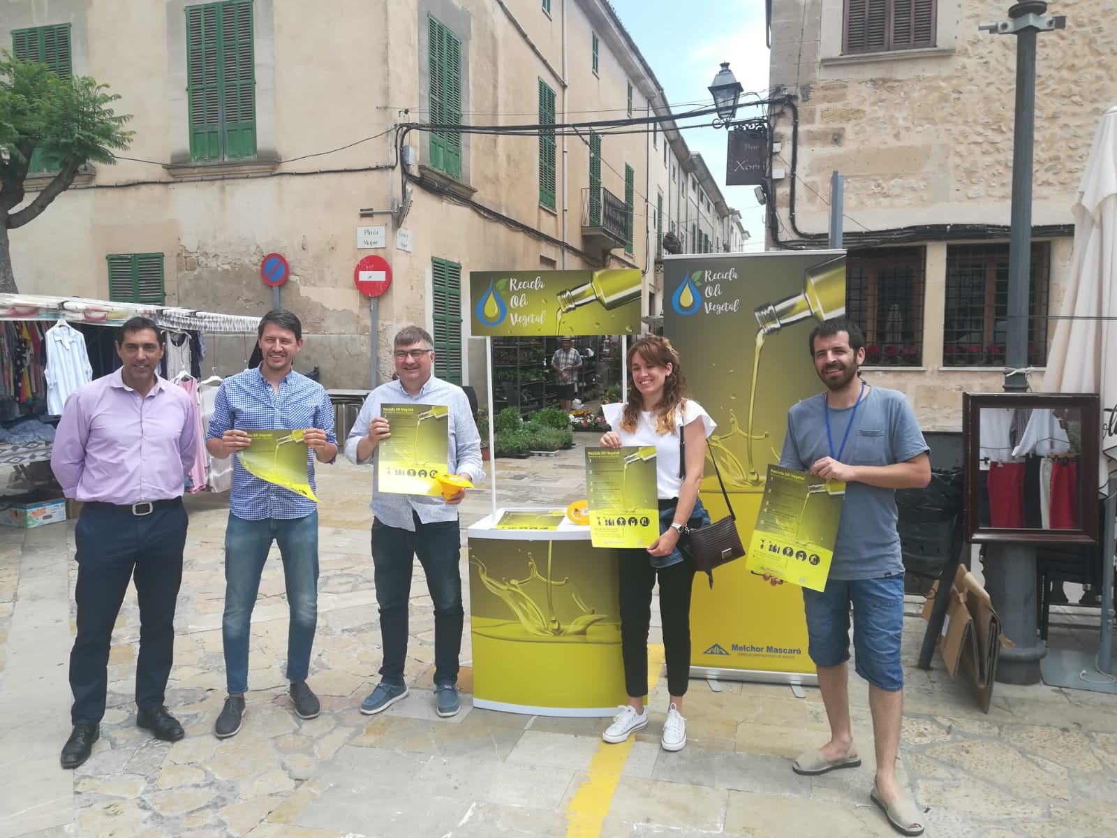 LA RECOLLIDA DE L'OLI DOMÈSTIC PORTA A PORTA COM A EXEMPLE D'INICIATIVA SOSTENIBLE PER ECOVIDRIO.